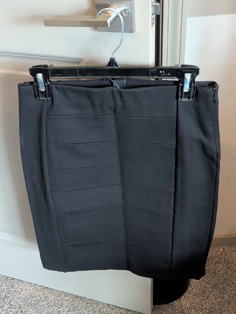 White House Black Market Black Horizontal-Panel Pencil Skirt